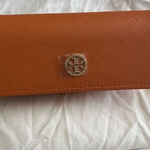 *NEW*Tory Burch Orange Sunglasses Case
